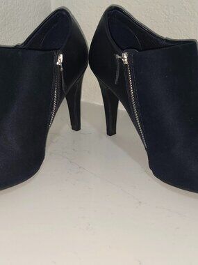 Dexflex Comfort Navy Blue Ankle Boots, Size 8W